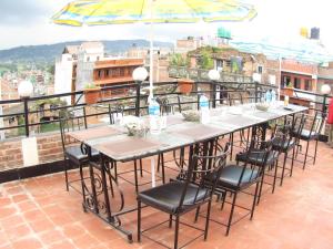 Ban công/sân hiên tại HOTEL LAYAKU DURBAR