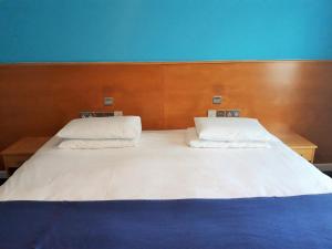 Gallery image of The Olympic Lodge in Aylesbury