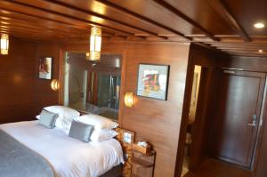 Postel nebo postele na pokoji v ubytování Hotel Cote ocean Mogador
