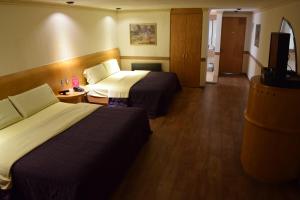 Gallery image of Hotel & Suites La Marquesa in Toluca