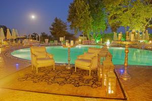 Bazén v ubytování Litohoro Olympus Resort Villas & Spa nebo v jeho okolí