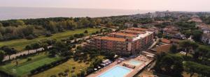 Bassein majutusasutuses Aparthotel Costa Paradiso või selle lähedal
