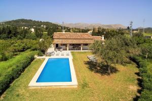Bazén v ubytování Villa Lidia by Sealand Villas nebo v jeho okolí