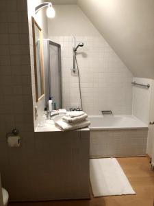 Een badkamer bij The Cottage Villa 10 p - Knokke Zoute