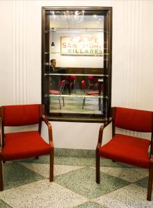 Ein Sitzbereich in der Unterkunft Hotel Museo San Moritz