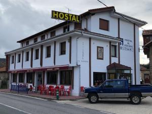 The building in which a vendégházakat is located