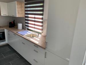 Kuchyňa alebo kuchynka v ubytovaní Ferienhaus Wertner