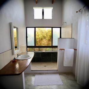Bagno di Tree House Villa