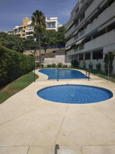 Bazén v ubytování luxury aparment in Torrequebrada Benalmadena nebo v jeho okolí