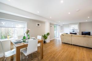 Gallery image of South Woodford 2 Bed En-Suite House in London