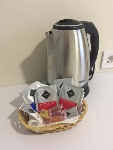 Príslušenstvo na prípravu kávy alebo čaju v ubytovaní My SmartApart Hotel Today