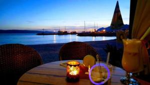 Fotografie z fotogalerie ubytování Apartmani Zuzana v destinaci Baška Voda + 38 fotografií