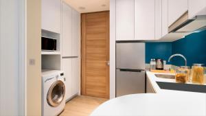 Kuchyň nebo kuchyňský kout v ubytování Citadines Cebu City