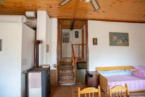 A seating area at Vacation Home Selo Boykovets