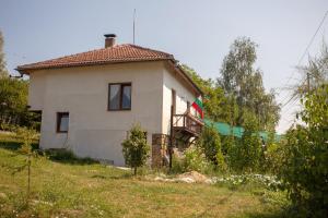 The building in which the holiday home is located