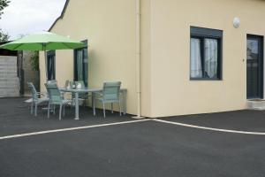 Afbeelding uit fotogalerij van Le Logis Des Grenouilles- Gîtes in Lamballe