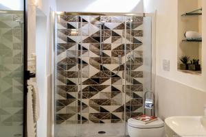 Un baño de The Tower's Garden