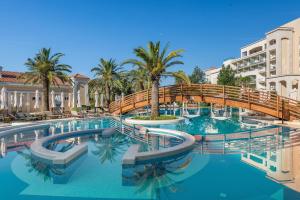 Bazén v ubytování Splendid Conference & Spa Resort nebo v jeho okolí