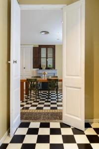 Foto dalla galleria di APG Espais Rambla a Girona