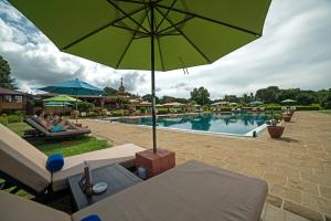 Kolam renang di atau dekat dengan Bagan Thiripyitsaya Sanctuary Resort