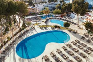 Bazén v ubytování ILUNION Palmanova Mallorca nebo v jeho okolí