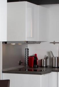 A kitchen or kitchenette at L’ARTSHOP