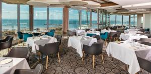 Thalazur Port-Camargue - Hotel & Spa餐厅或其他用餐的地方