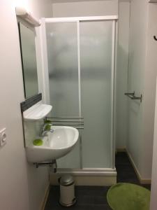 Fotografie z fotogalerie ubytování Appartement impeccable en centre ville v destinaci Givet