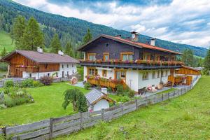 Gallery image of Gästehaus Geir in Obernberg am Brenner