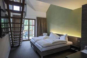 Кровать или кровати в номере Hotel Restaurant Seegarten