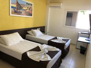 Cama ou camas em um quarto em Hotel Des Basques