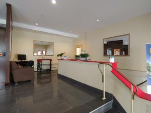 The lobby or reception area at Econo Lodge City Centre