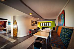 Gallery image of Funky Town in Jeffreys Bay