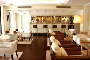 
The lounge or bar area at Hotel Napoléon
