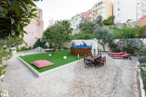 Gallery image of Graça Palace with Private Pool Garden in Lisbon