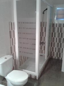 A bathroom at Residencial Itxaso 6/8 LEK Még 7 kép
