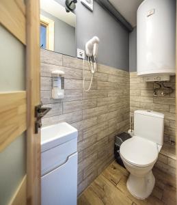 Koupelna v ubytování Eco Hostel DROVA
