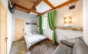 Postel nebo postele na pokoji v ubytování Eco Hostel DROVA