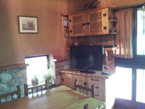 TV a/nebo společenská místnost v ubytování Casa Rural Santa Bárbara