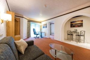 Posezení v ubytování CONTEL Hotel
