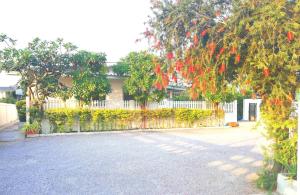 Zahrada ubytování บ้านพิม