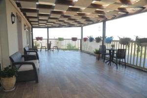 Balkón nebo terasa v ubytování Lakeside Terrace