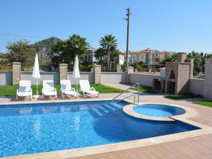 The swimming pool at or close to Konak Sari