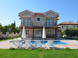 The swimming pool at or close to Konak Sari