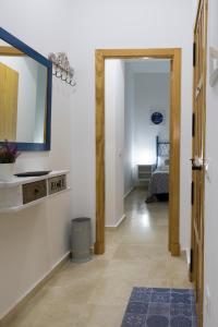 Fotografie z fotogalerie ubytování APARTAMENTO PALO CORTAO v destinaci Jerez de la Frontera + 37 fotografií