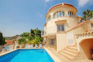 Villa con piscina y casa en El Atardecer-10 - modern villa with splendid views in Benissa, en Benissa