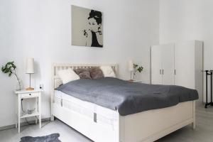 Posteľ alebo postele v izbe v ubytovaní Dora apartment near Buda Castle with PARKING!