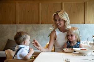 Family Hotel Gutenberg tesisinde konaklayan konuklar