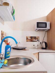 A kitchen or kitchenette at Old Odessa