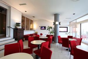Gallery image of Hotel Sacramora in Rimini